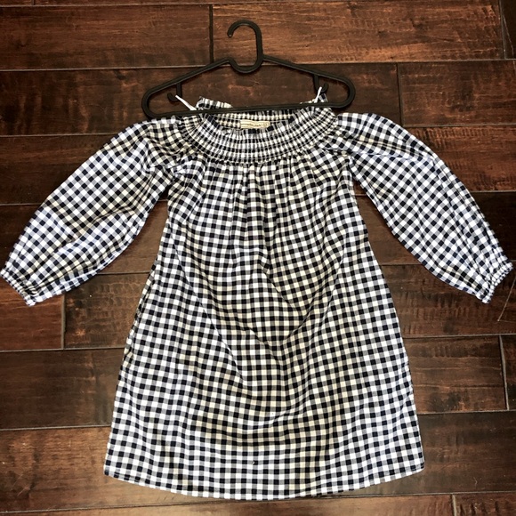 Abercrombie & Fitch Dresses & Skirts - Abercrombie & Fitch Black and White Smocked Off-the-Shoulder Sundress